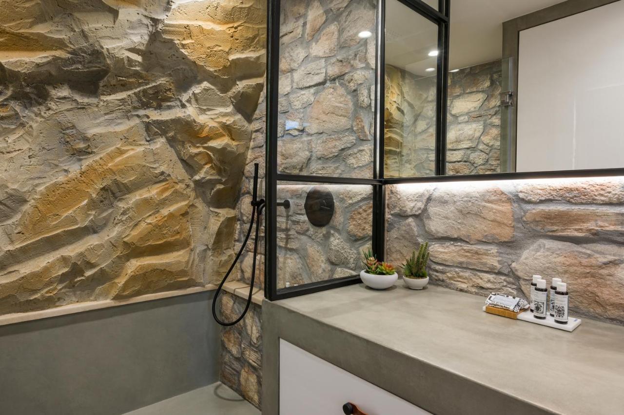 Skins Concept Boutique Apartment Chania  ภายนอก รูปภาพ