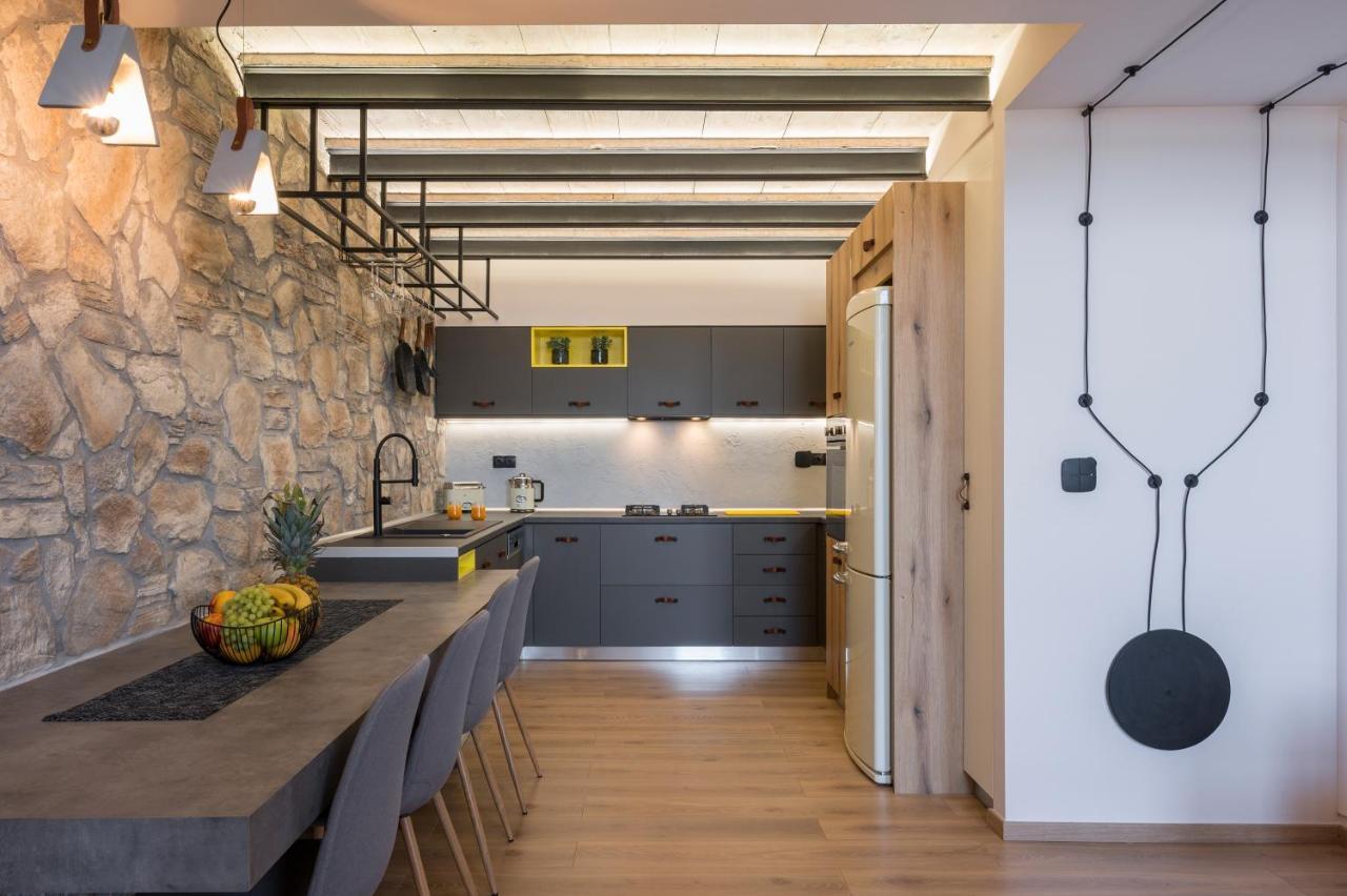Skins Concept Boutique Apartment Chania  ภายนอก รูปภาพ